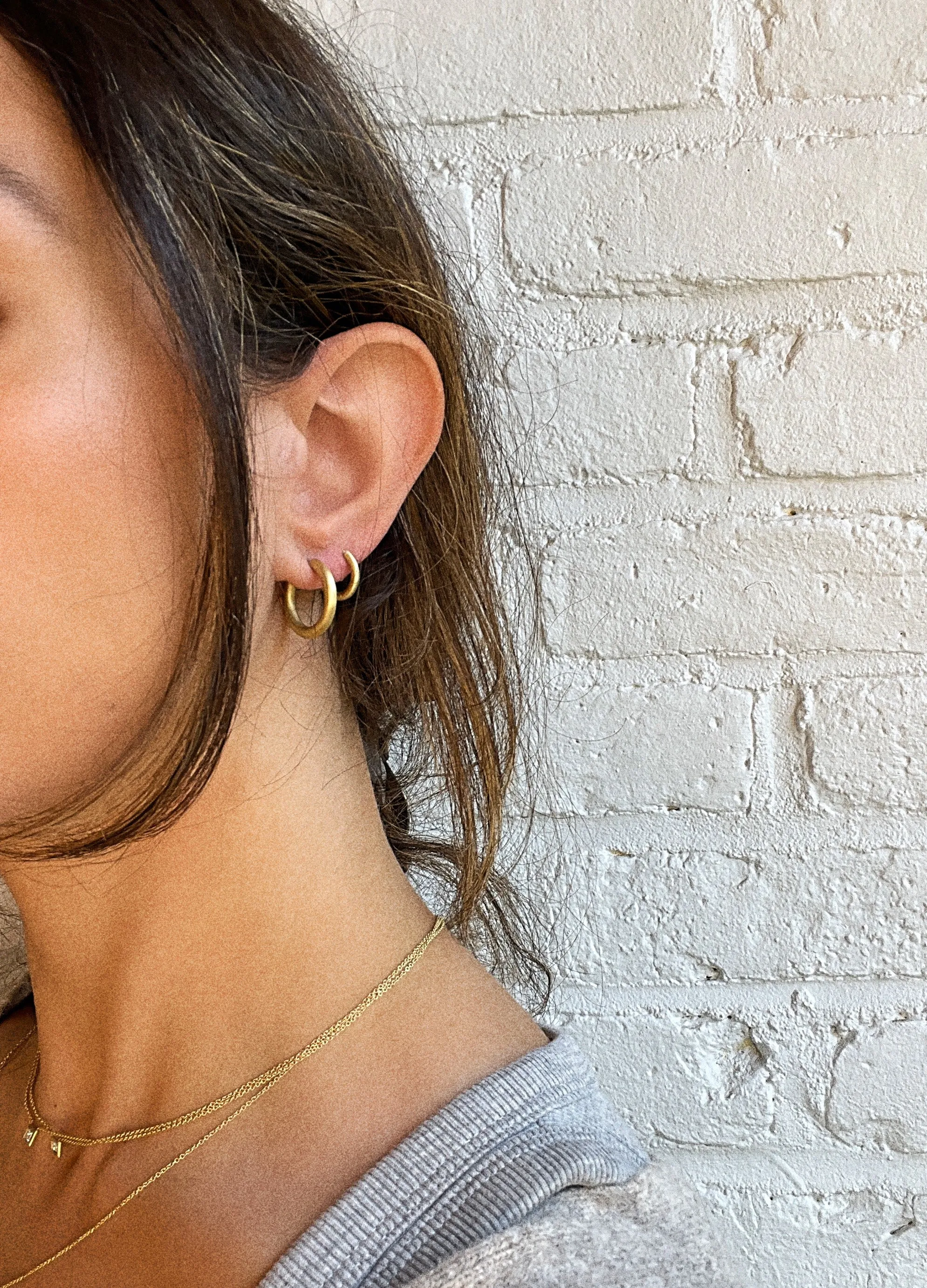 18 Karat Gold Hinged Hoops - Small