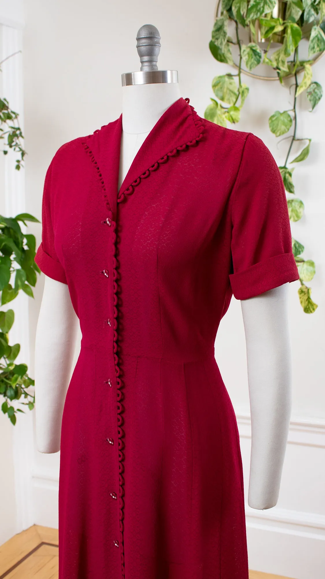 1940s Red Loop-Trim Lacy Shirtwaist Dress | medium