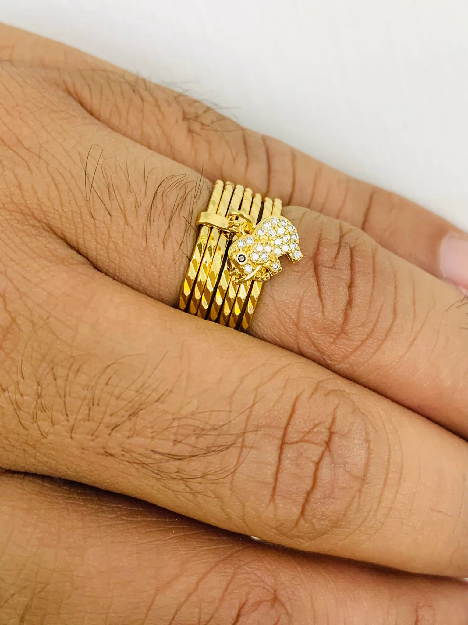 Anillo Semanario de Elefante para Mujer en Oro Laminado / 14K Gold Filled Elephant Semanario Ring / Anillo Semanario para Buena Suerte / Womens Jewelry / Good Luck Ring Jewelry