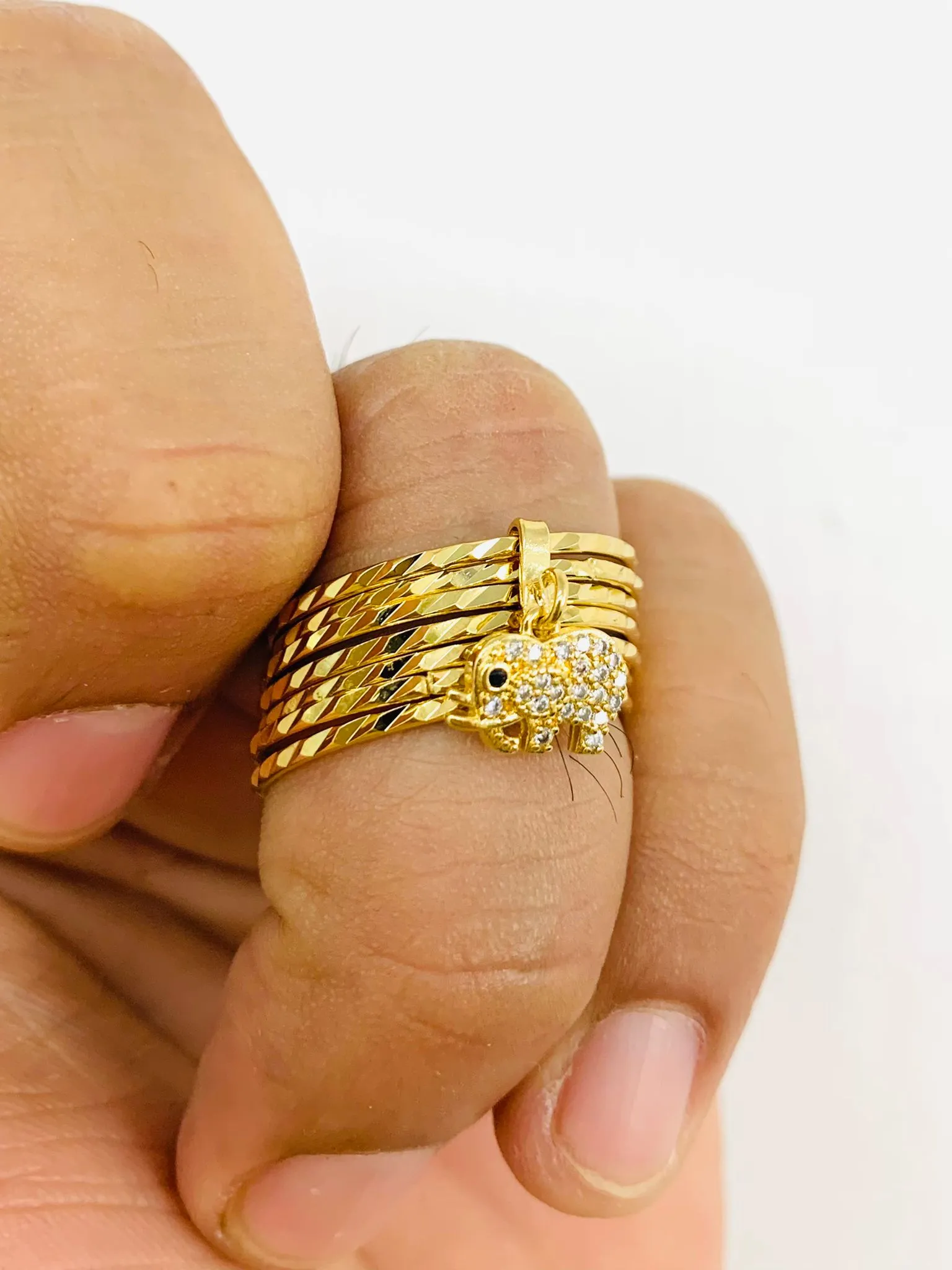 Anillo Semanario de Elefante para Mujer en Oro Laminado / 14K Gold Filled Elephant Semanario Ring / Anillo Semanario para Buena Suerte / Womens Jewelry / Good Luck Ring Jewelry