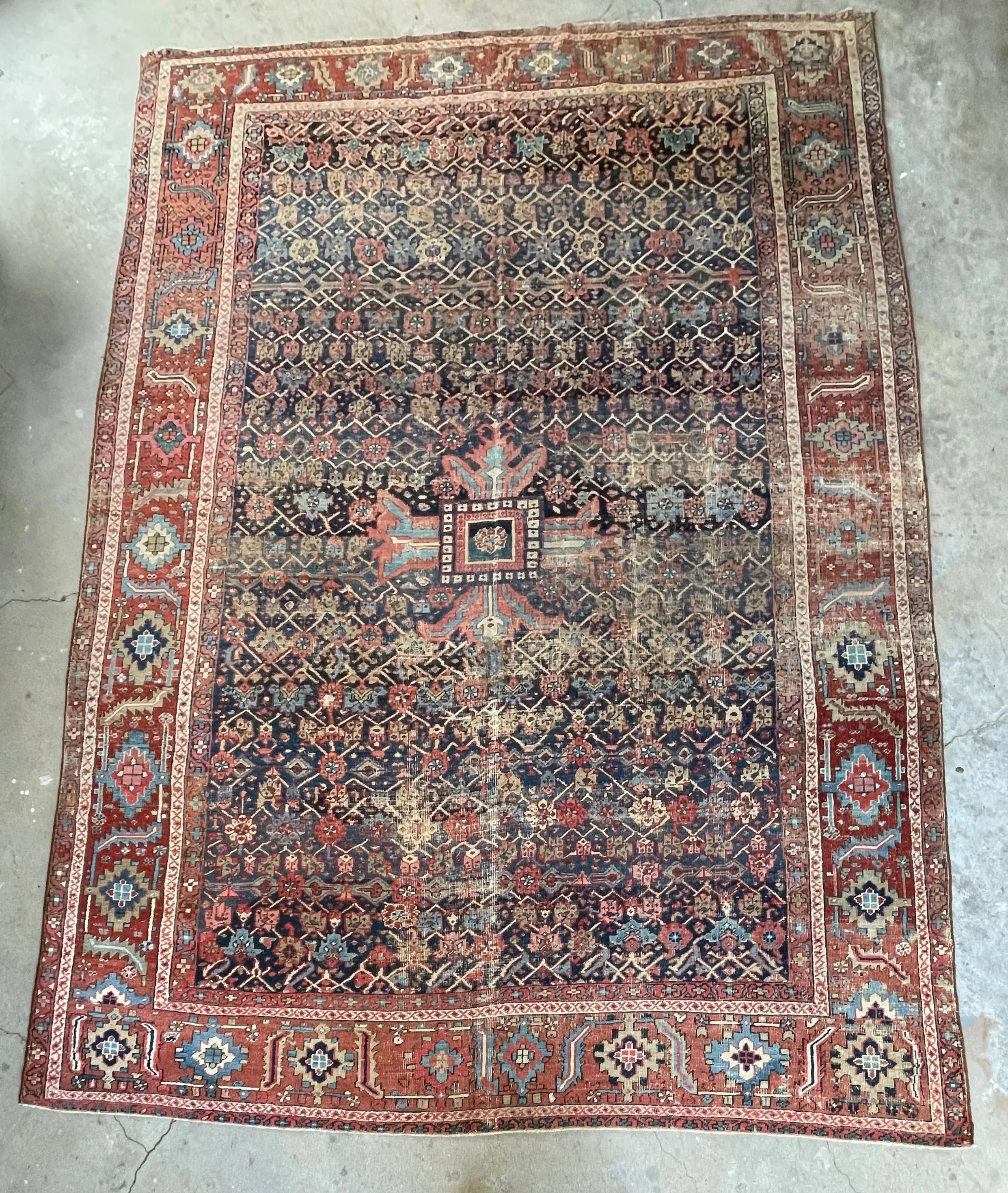 Antique Persian Heriz Rug / 9'5 x 12'7 Rug #2812