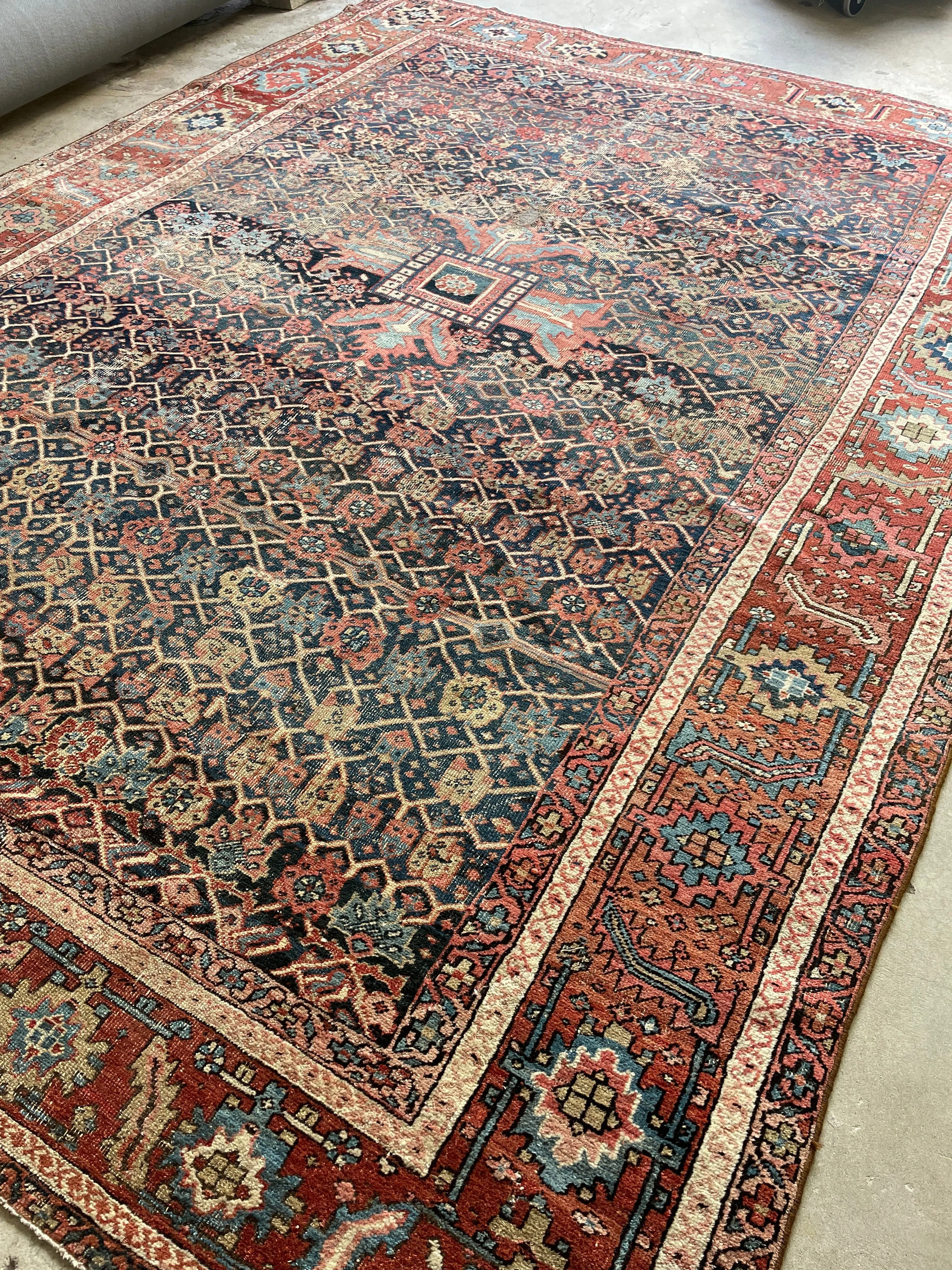 Antique Persian Heriz Rug / 9'5 x 12'7 Rug #2812