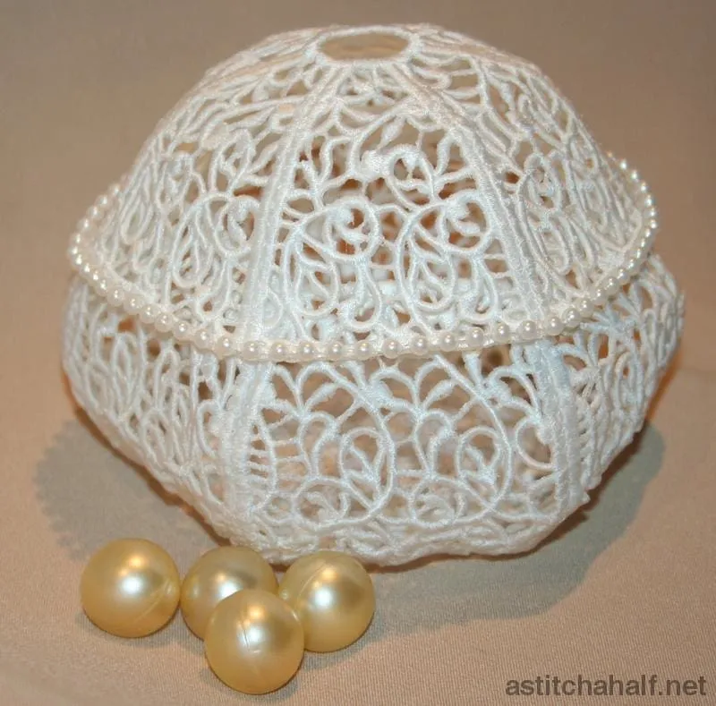 Filigree Dome Boxes