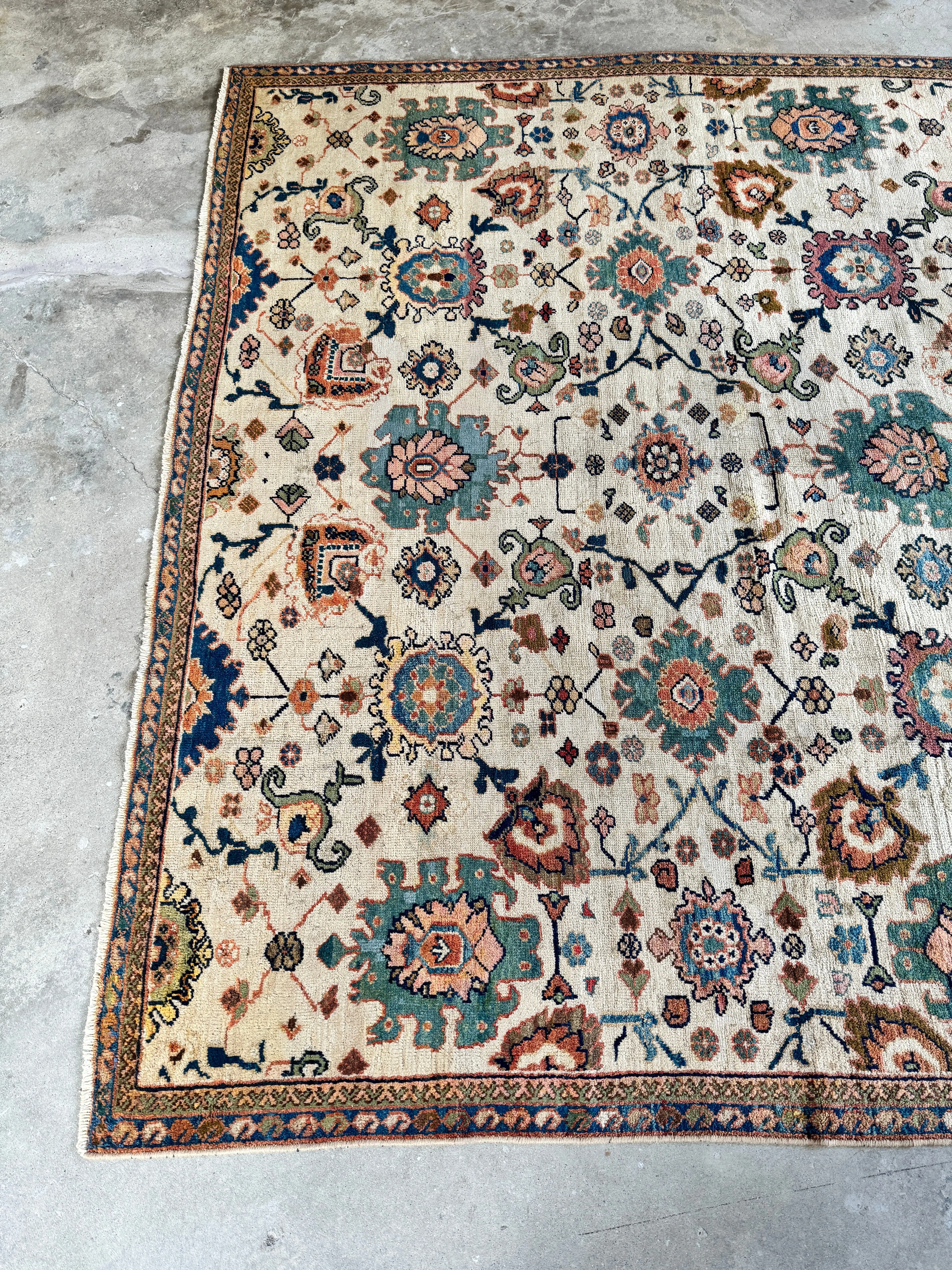 Large Antique Persian Ivory Rug / 7'9 x 10'1 Persian Mahal Rug #4023
