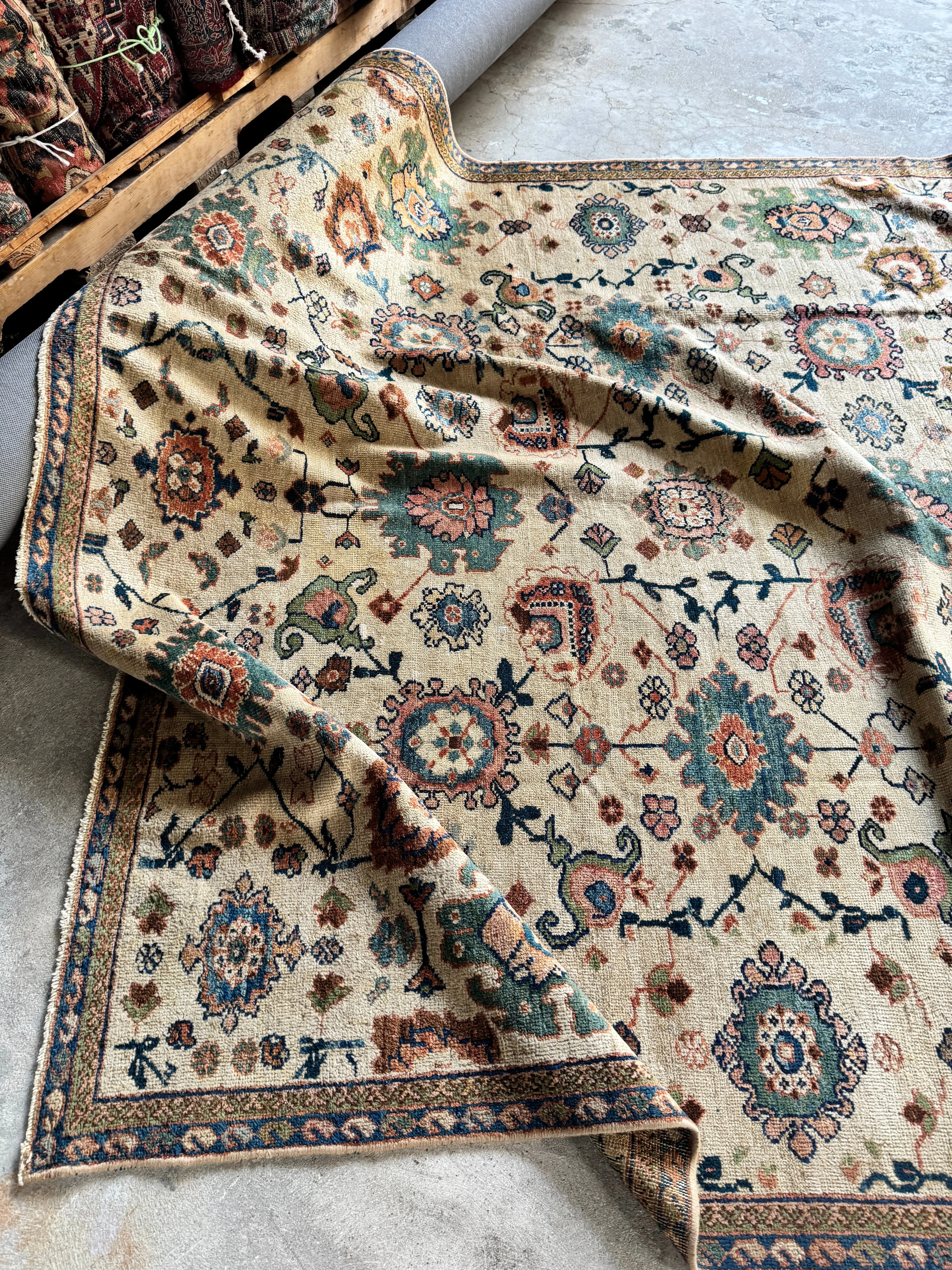 Large Antique Persian Ivory Rug / 7'9 x 10'1 Persian Mahal Rug #4023