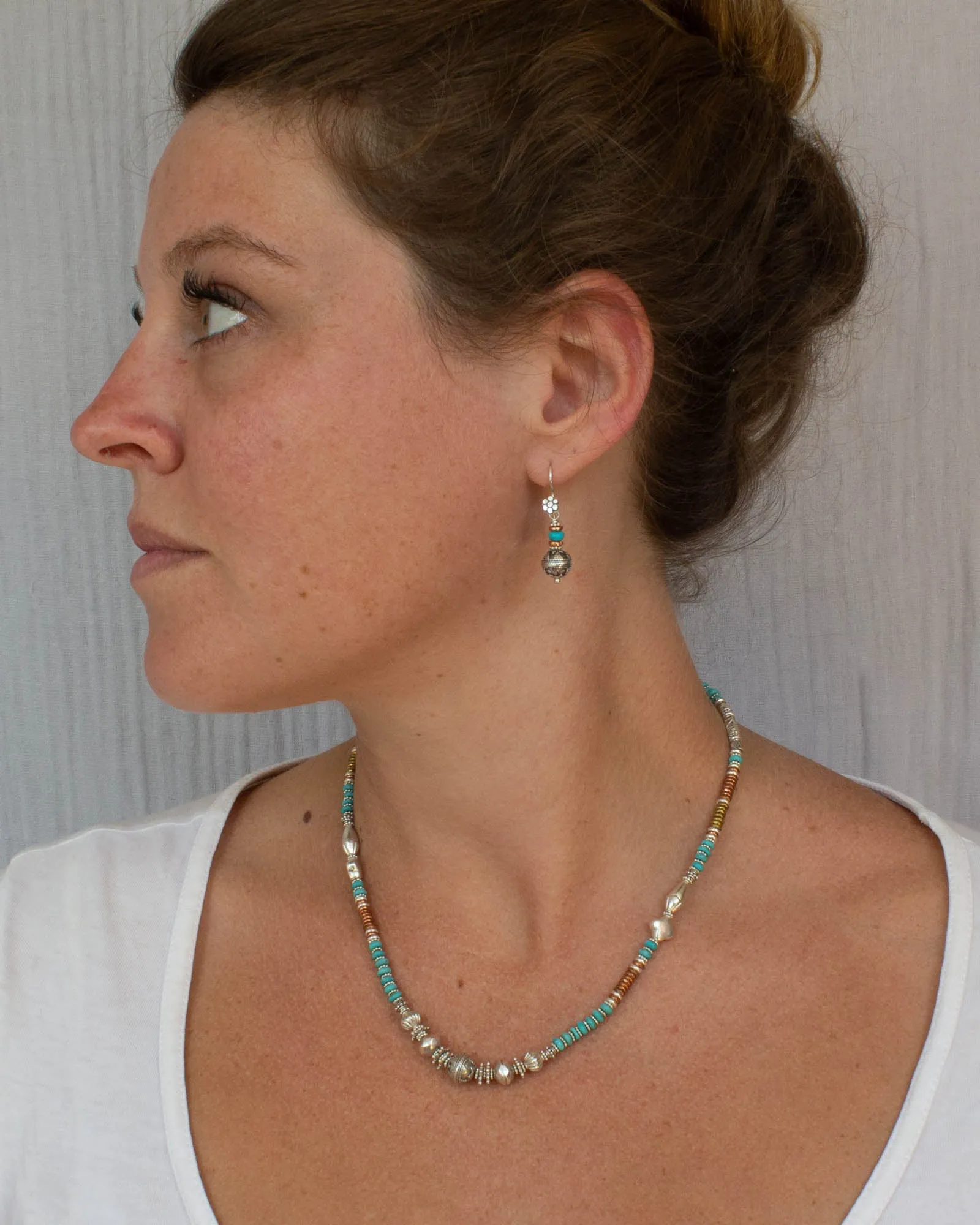Mixed Metals and Gemstone Feature Bead Necklace