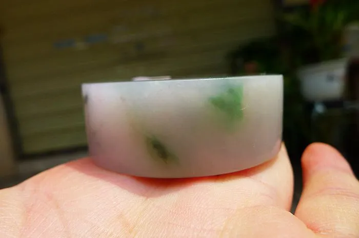 Natural Jade Rough Jadeite Raw (138g,5.3X1.9cm)