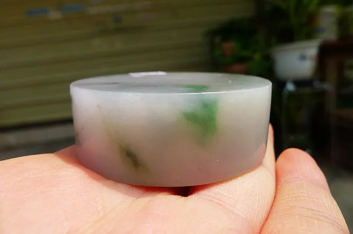 Natural Jade Rough Jadeite Raw (138g,5.3X1.9cm)