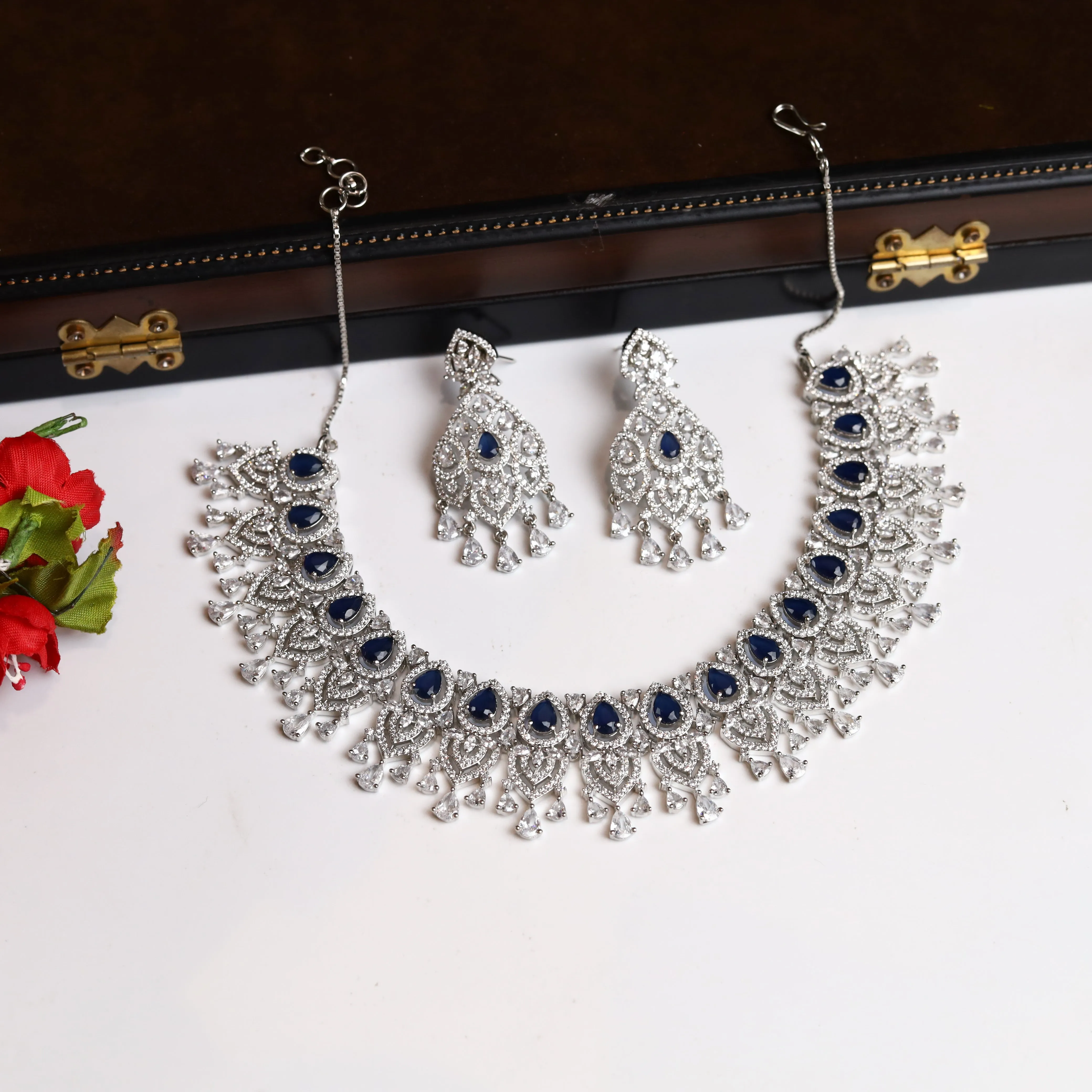 Round Neck Zircon/AD Necklace Set 3166-11