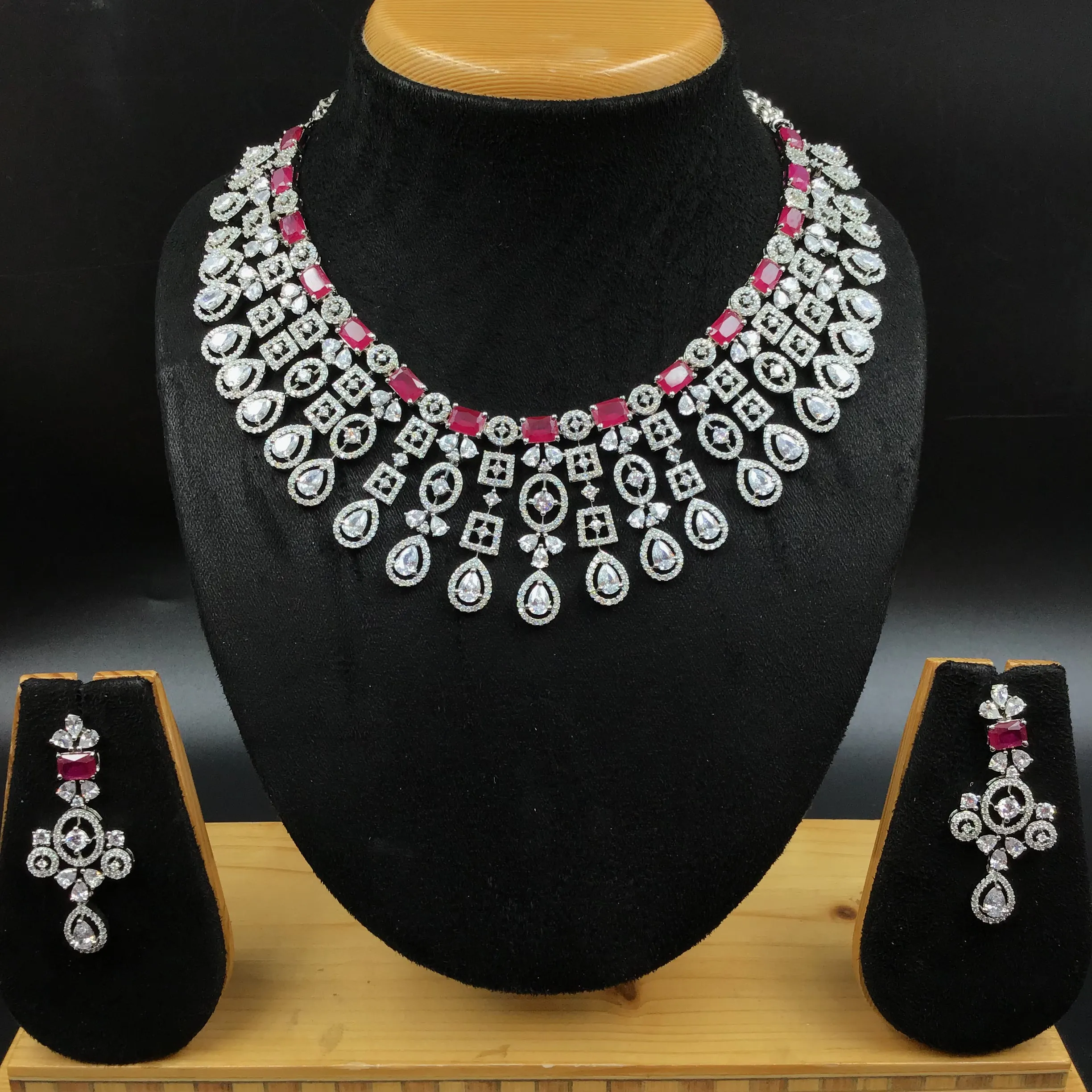 Round Neck Zircon/AD Necklace Set 6017-68