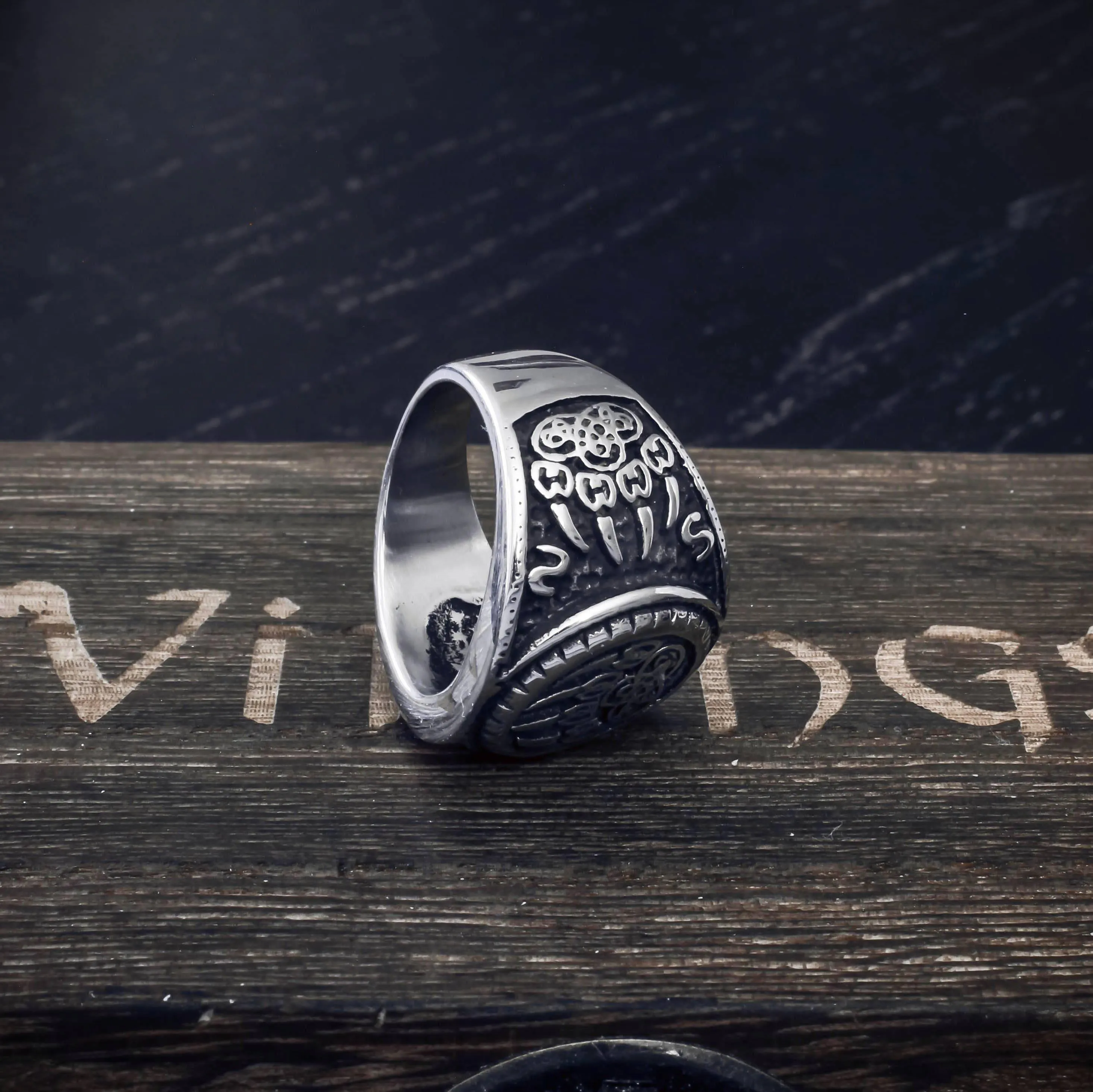 Sign of Veles Signet Ring - Stainless Steel