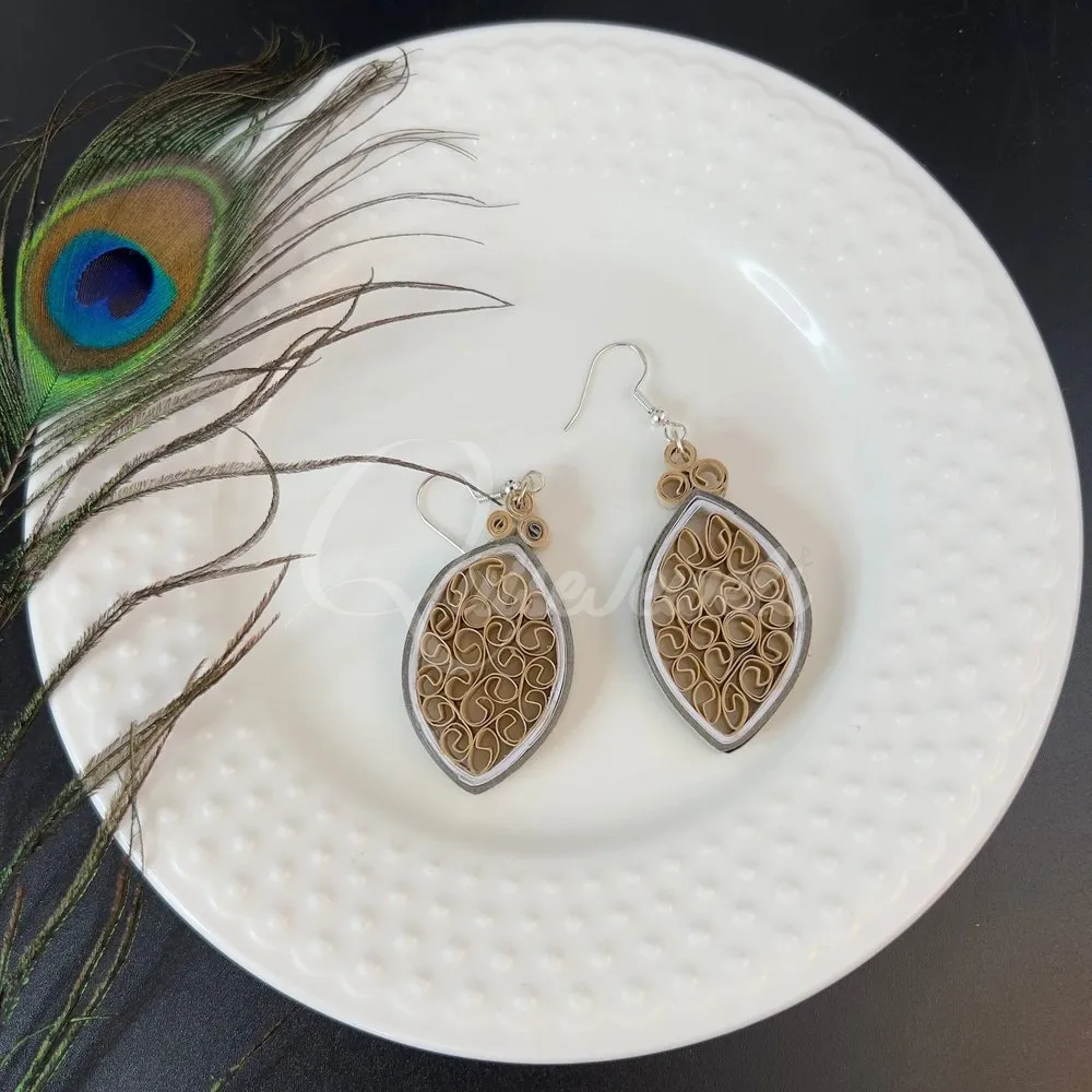 Solid Small Marquee Quilling Earrings