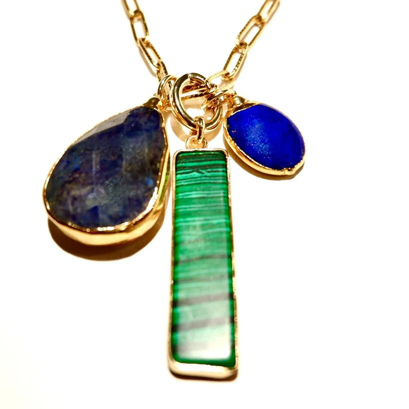 three gemstones necklace